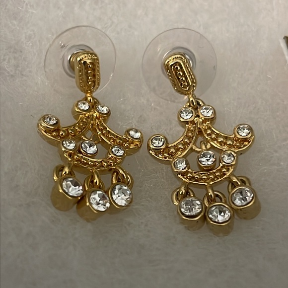 Never Worn Costume Jewelry- purchased from a costume formal store. Prom - Picture 2 of 3